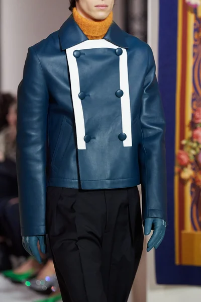 Look 52